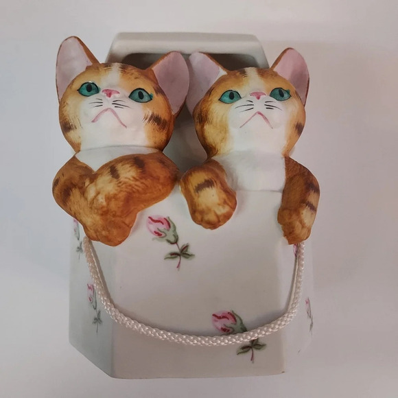 Vintage Ceramic Kittens in a Hat Box with String Music Box by Seymour Mann - Picture 9 of 10